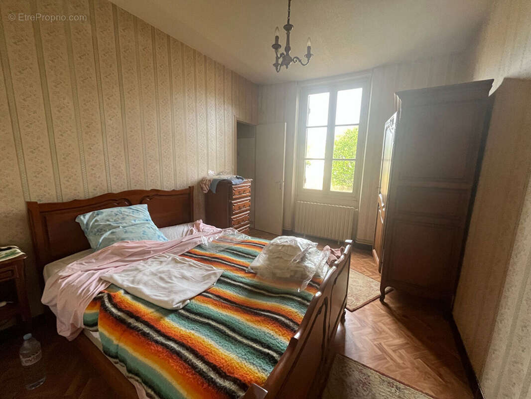 Maison à AUBIGNY-SUR-NERE