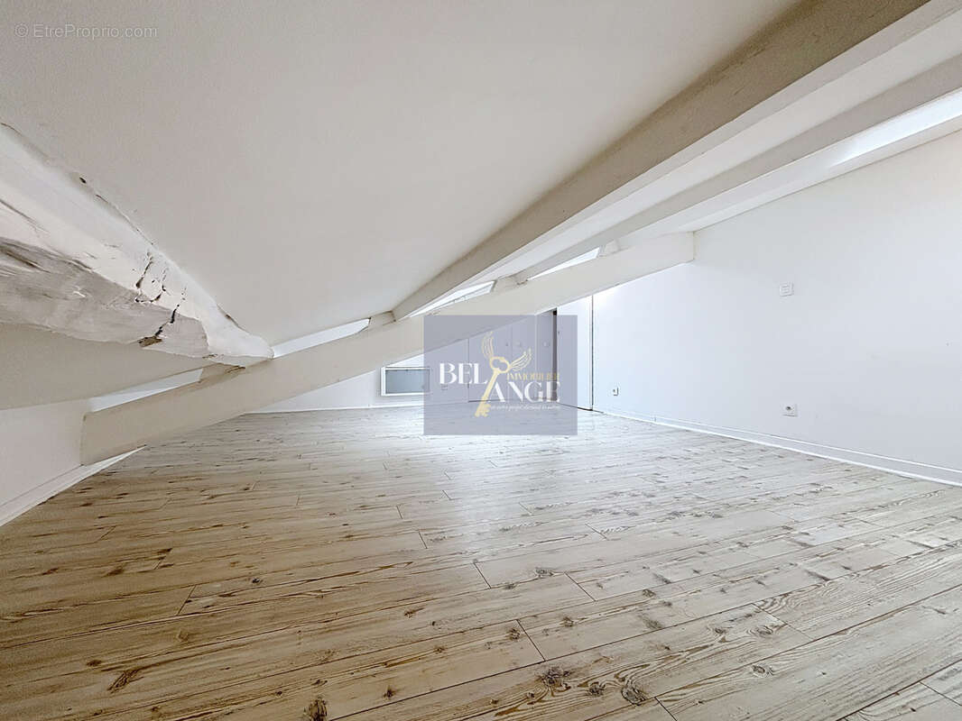 Appartement à AUBENAS