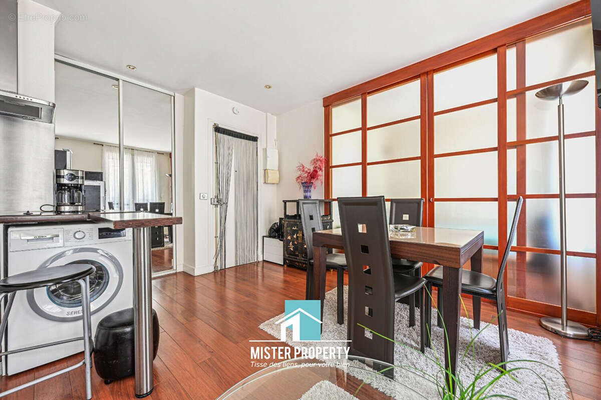 Appartement à LEVALLOIS-PERRET