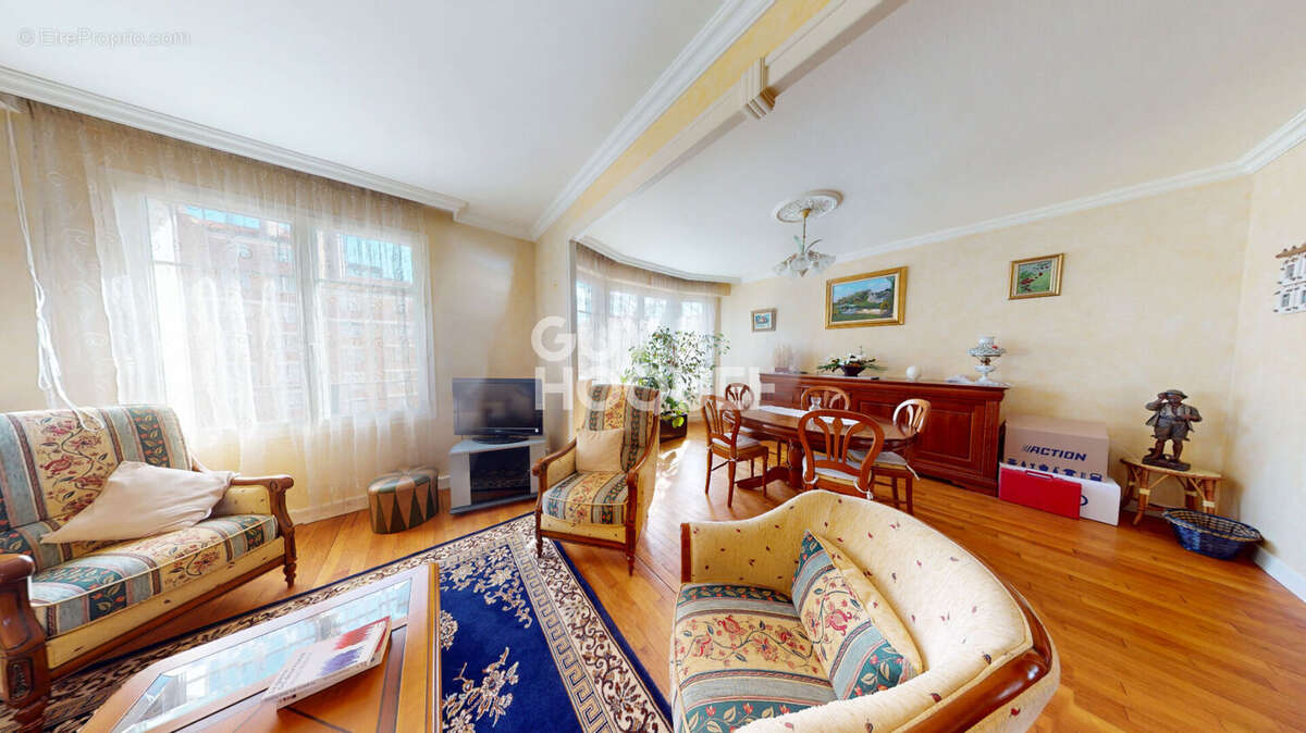 Appartement à PARIS-20E