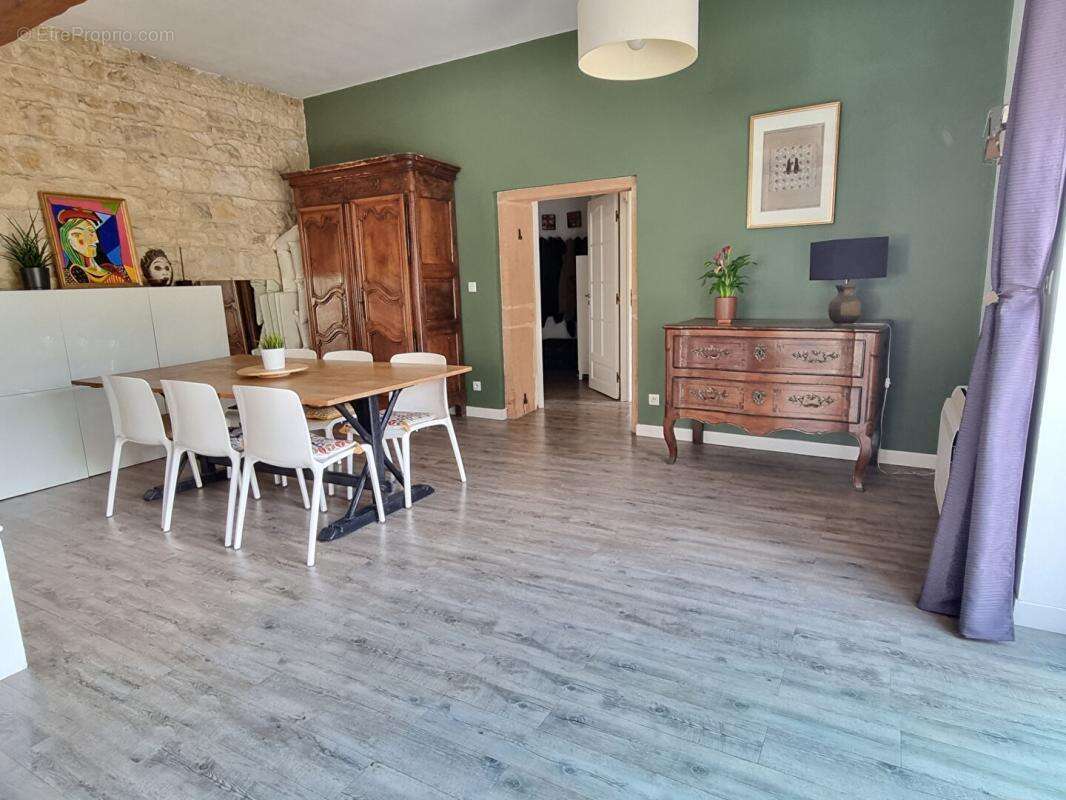 Maison à LES CHERES