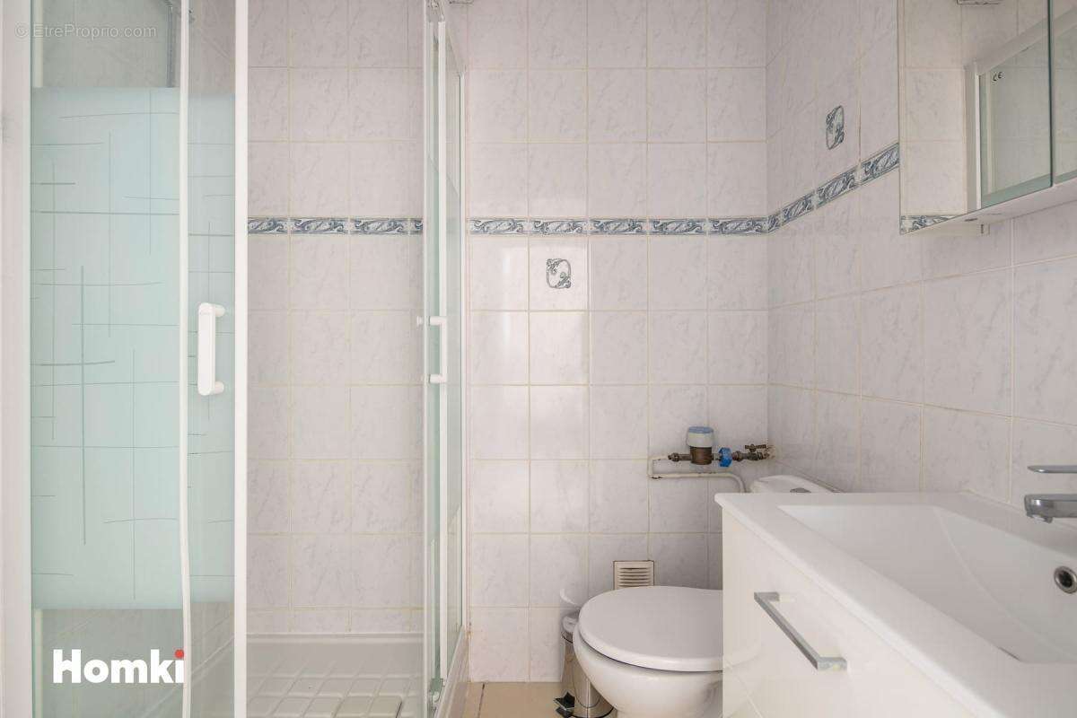 Appartement T1 de 29 m2 à Grenoble 38000, Chemin des Montagnes-Russes - photo 2