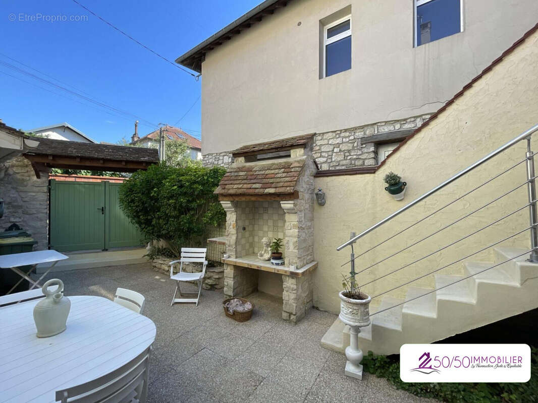 Maison 130 m² à Maule  - photo 2