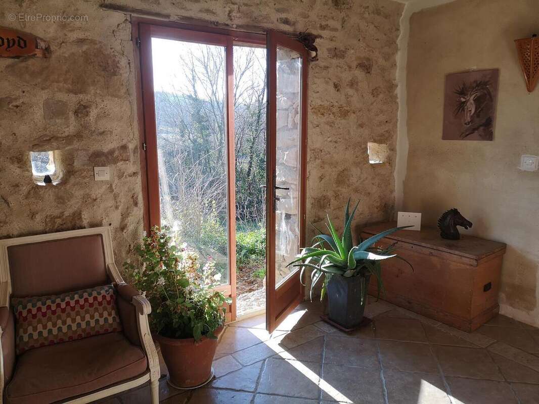 Propriété à vendre proche de Marciac: Maison 4 chambres, à finir de rénover. Cachée et isolée, on y accède par un long chemin. T - photo 8