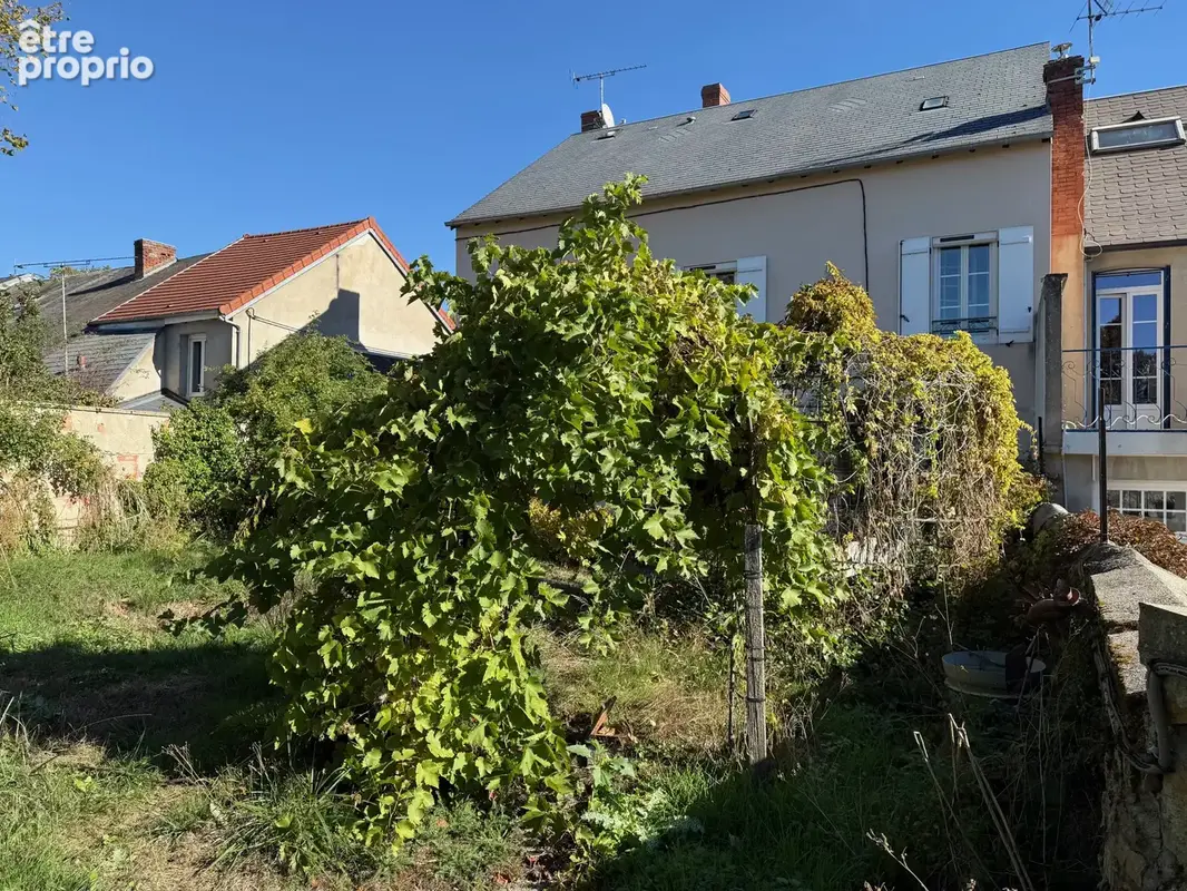 Auv 1234 : Maison rénovée avec jardin et garage à Marcillat, 641m2 - photo 25