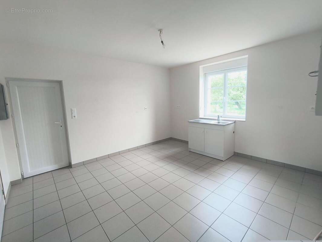 Maison à LONLAY-L'ABBAYE