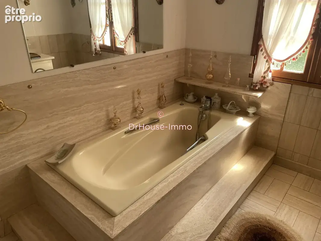 Maison 6 pièces 163 m² à vendre à Saint-Saturnin (16290) - photo 35