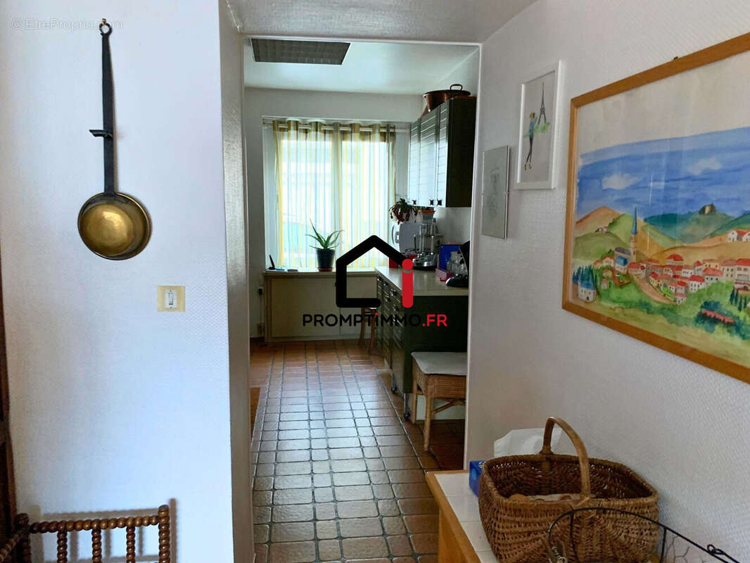 Maison à SAINTE-COLOMBE-SUR-GAND