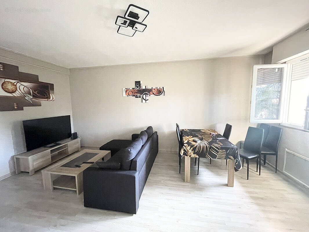 Appartement à MIONS
