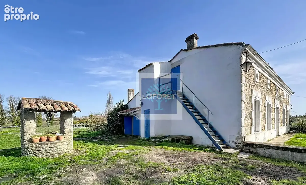 Maison à EYRANS