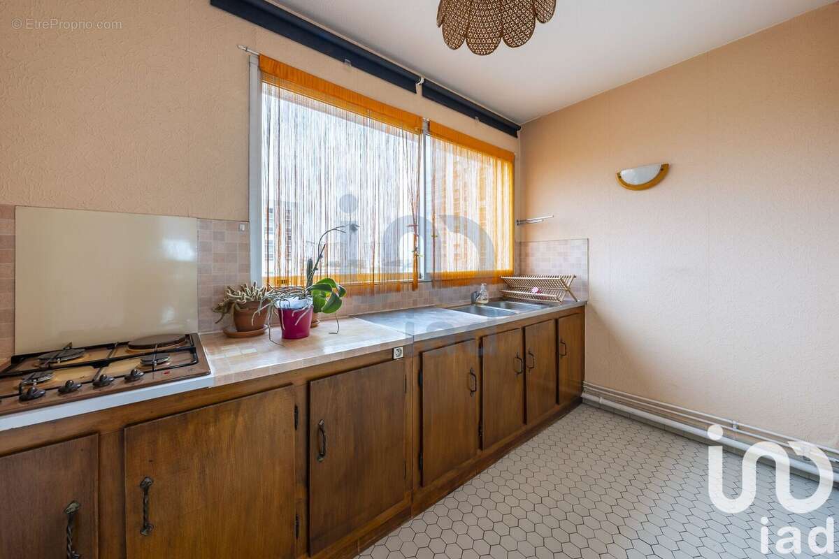 Photo 2 - Appartement à CHEVILLY-LARUE