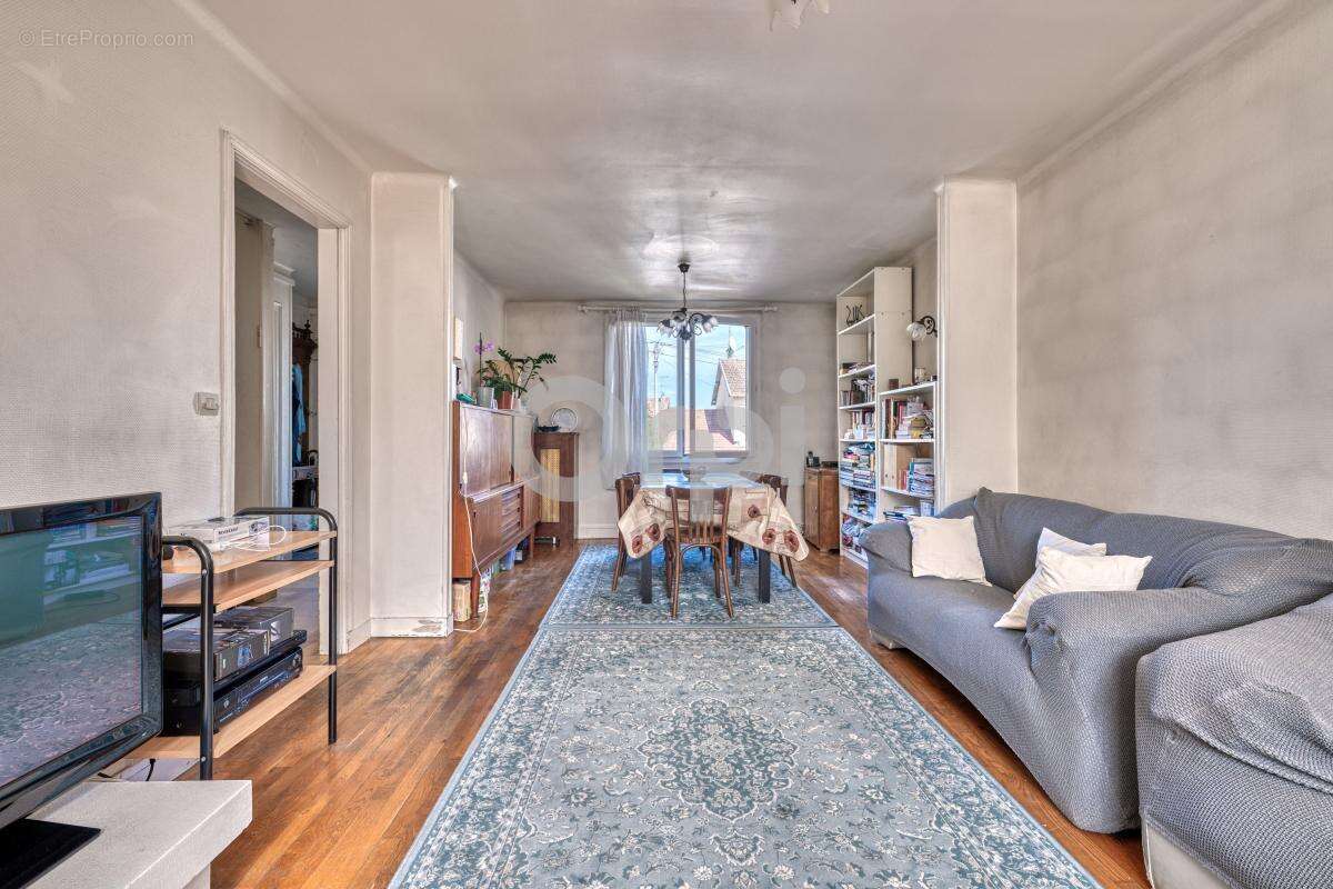 Maison à VILLEMOMBLE