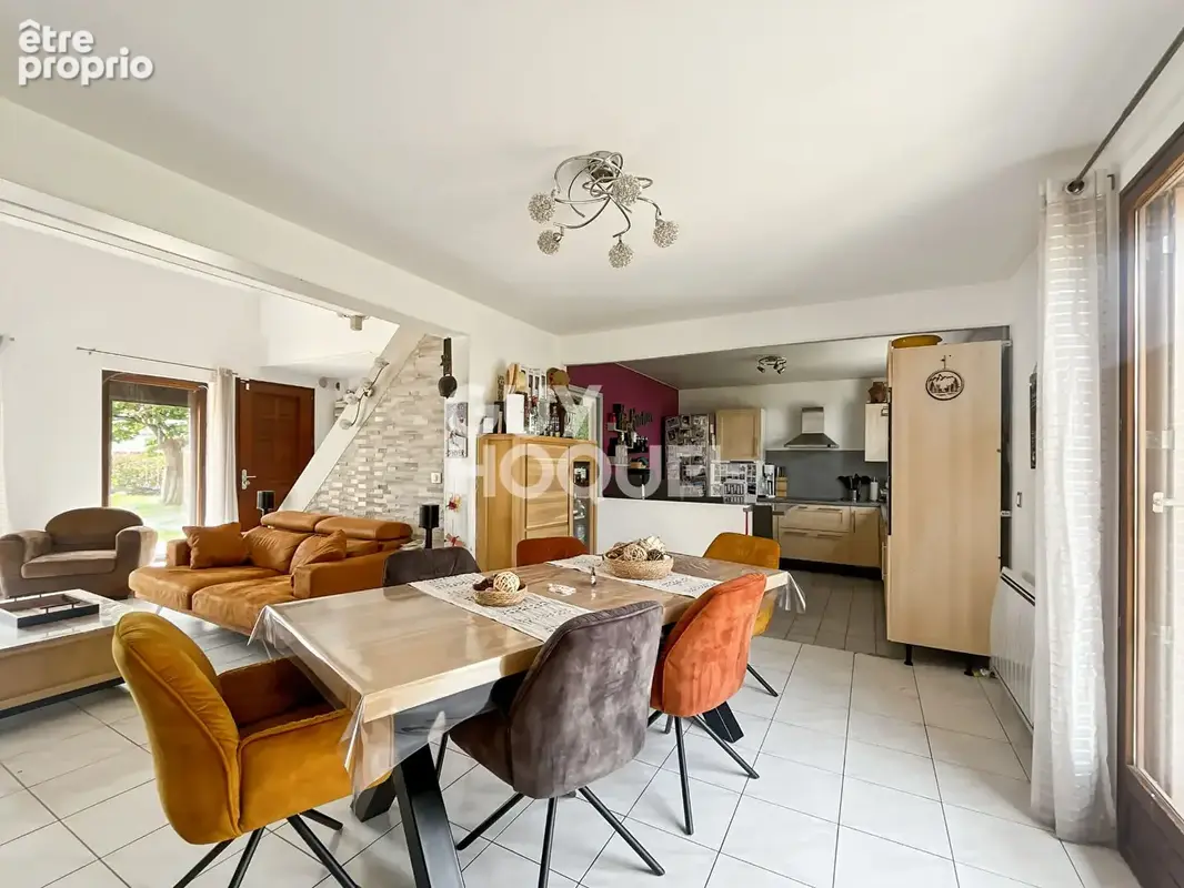 Maison 7 pièces à vendre à Fontenay Trésigny - photo 3