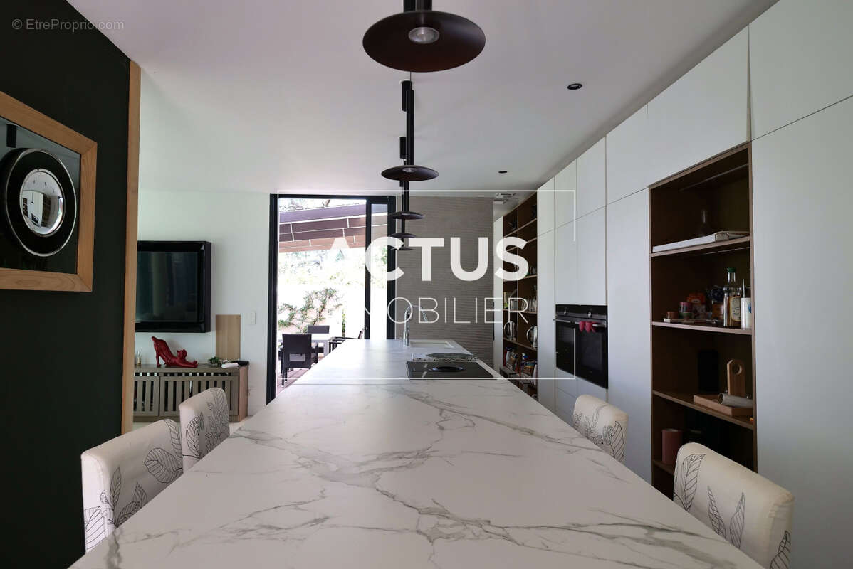 Maison à SALON-DE-PROVENCE