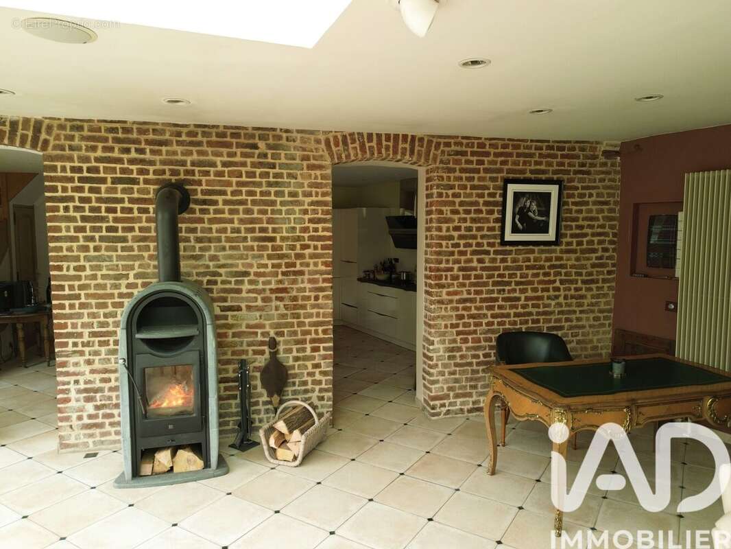 Maison 197 m² à Haspres  - photo 6