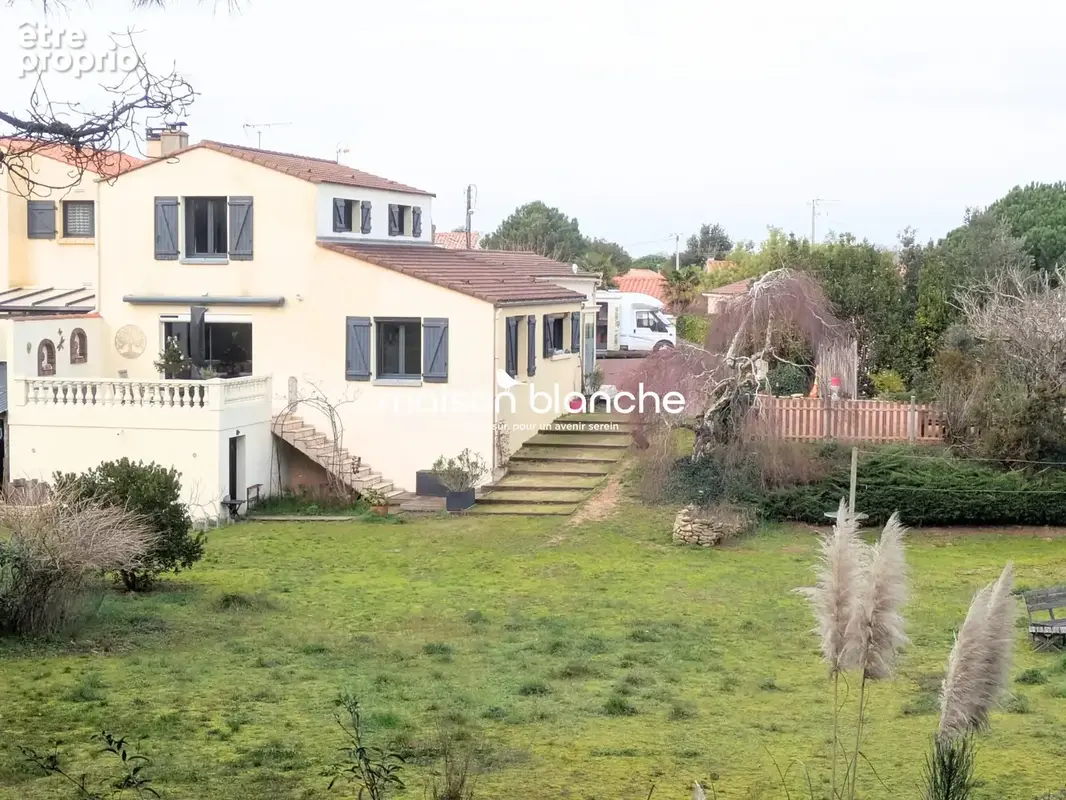 Maison à LONGEVILLE-SUR-MER