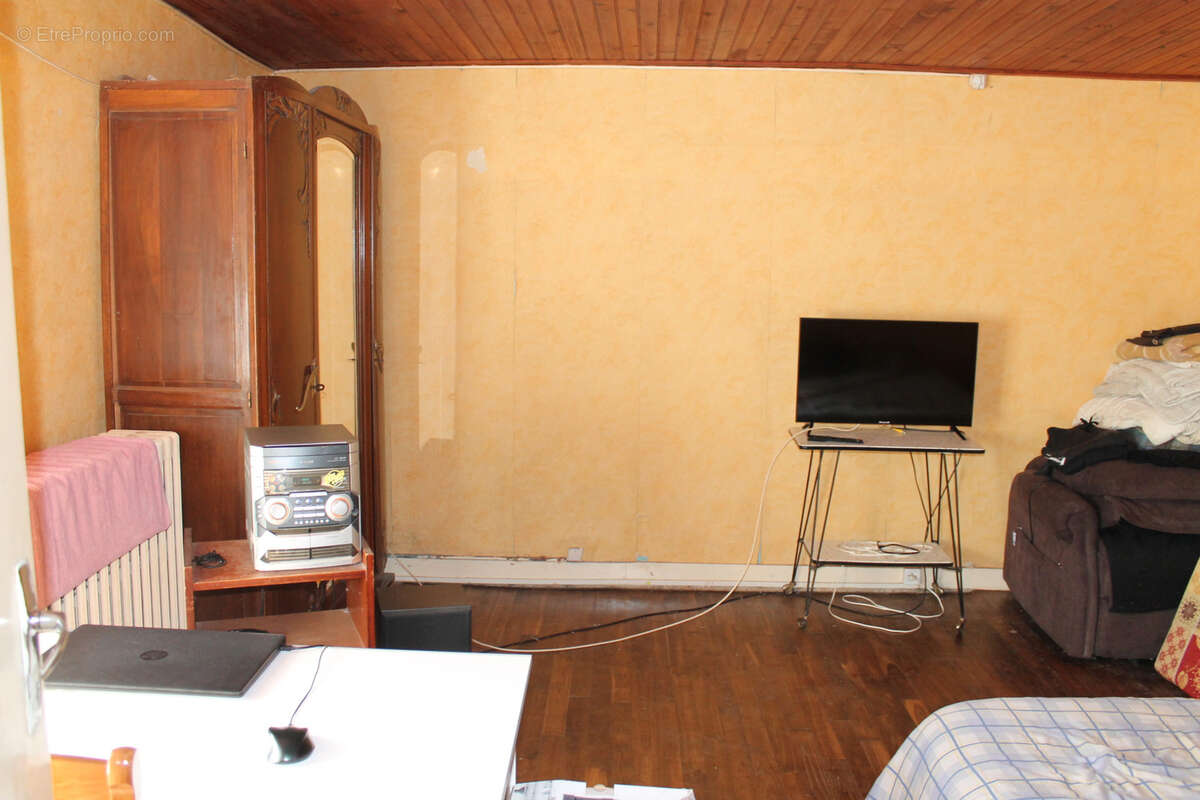 Fermette avec terrain - photo 18