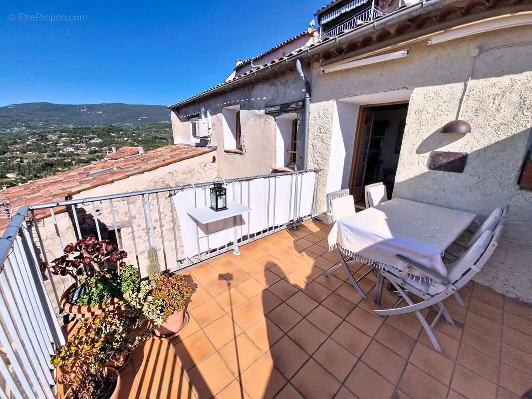 Appartement à FAYENCE