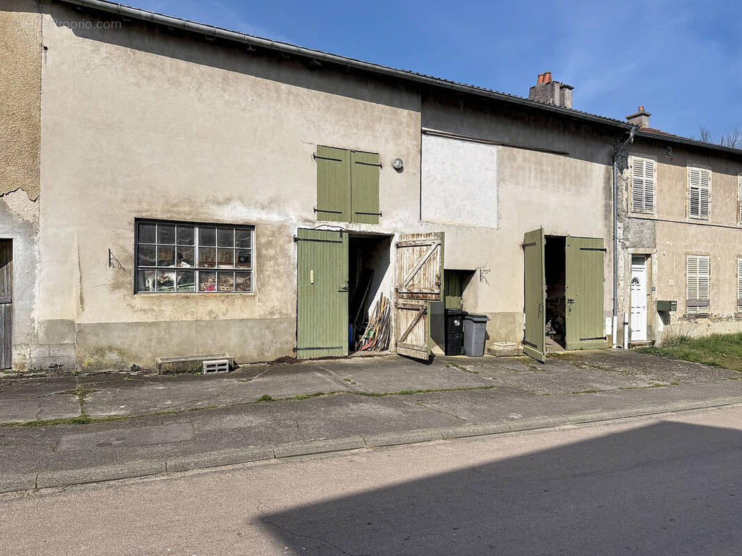 Appartement à JUVAINCOURT