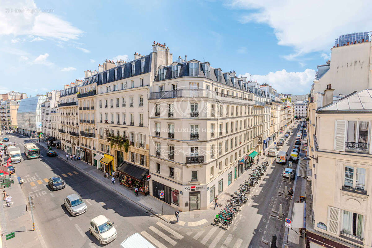 Appartement à PARIS-7E