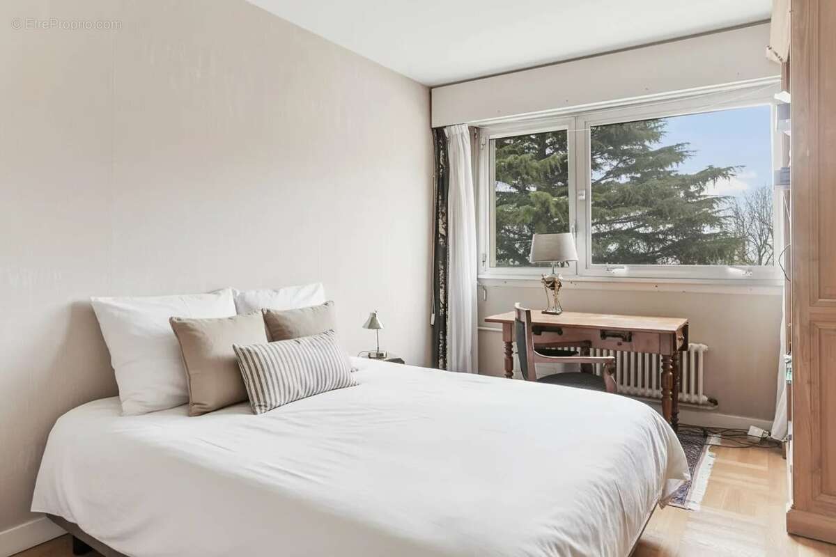 Appartement à GARCHES