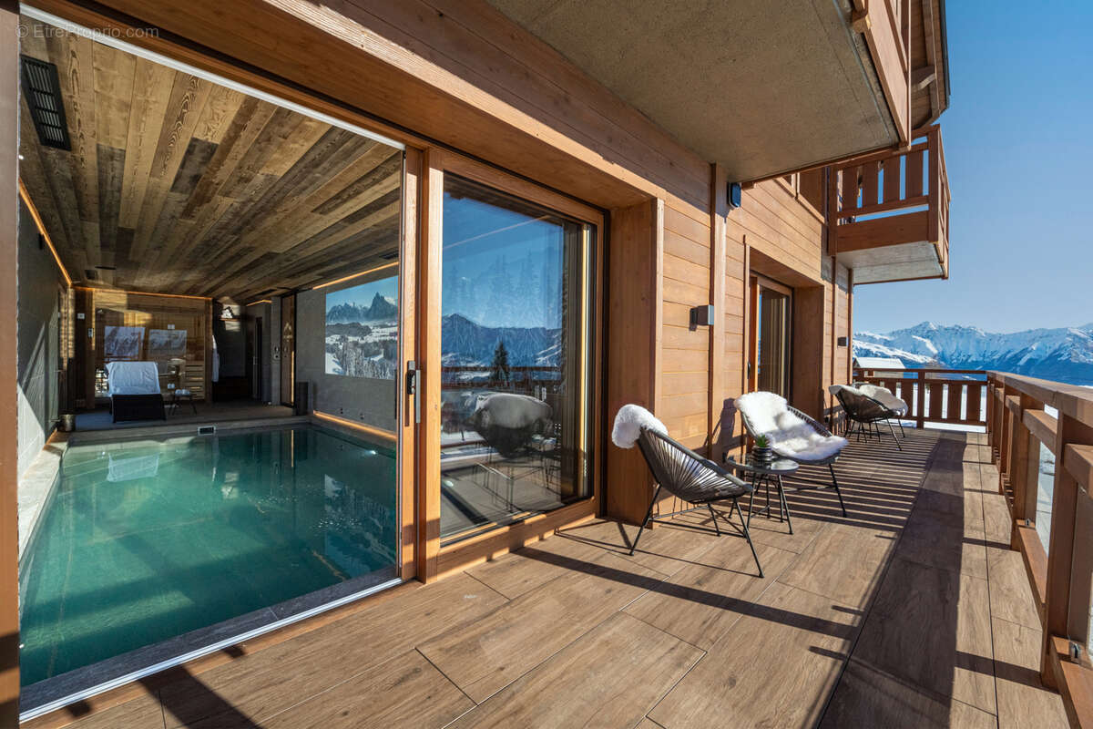 Maison à LE CHATEL