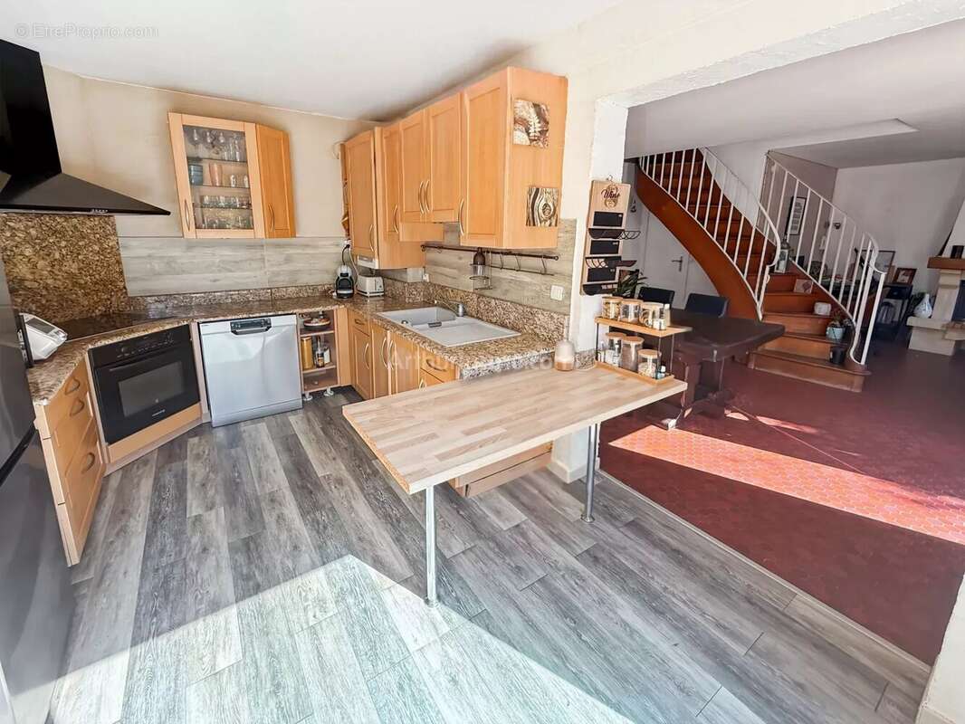 Maison à SOISY-SUR-SEINE