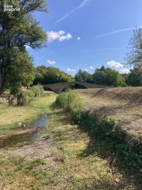 secteur Couiza, maison rénovée avec jardin, 4 chambres, 4 salles d'eau, sejour/salon 80m2, autres pièces et dé - photo 2