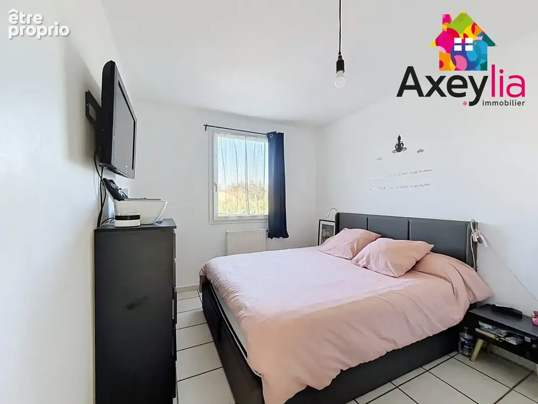 A vendre - feurs -  maison de 84 m2 avec 3 chambres, terrain de 400 m2 et garage - photo 9