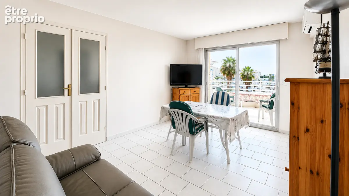 Appartement VUE PORT ET MER Frejus 2 pièce(s) 45m2 - photo 2