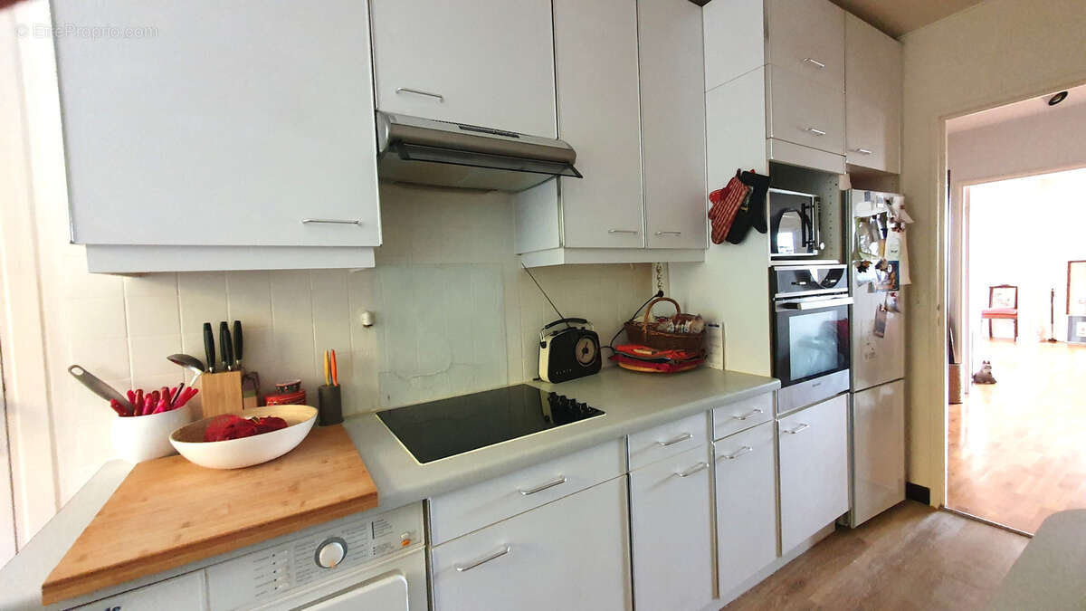 Appartement à VILLE-D&#039;AVRAY