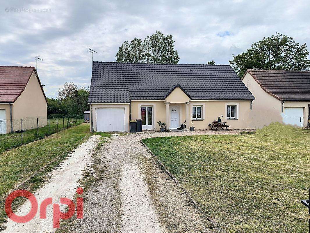 Maison à VILLEFRANCHE-SUR-CHER