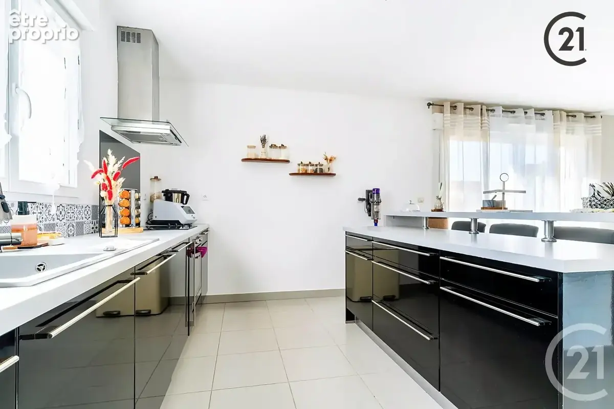 Maison 5 pièces 109 m² à vendre à Villefargeau (89240) - photo 3