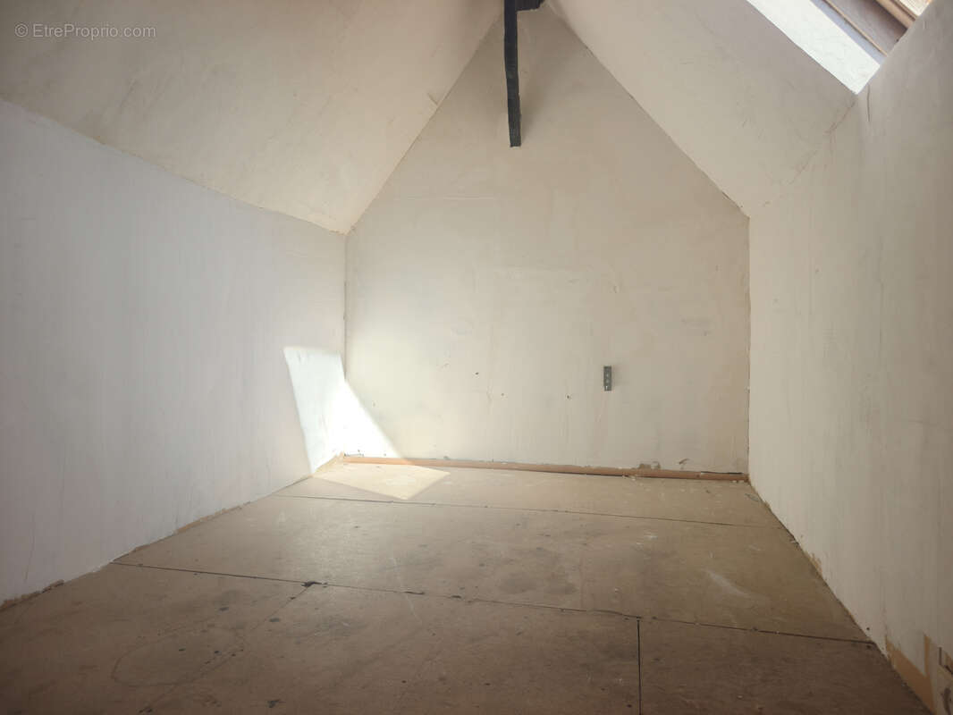 Maison 84 m² à Orbec  - photo 15