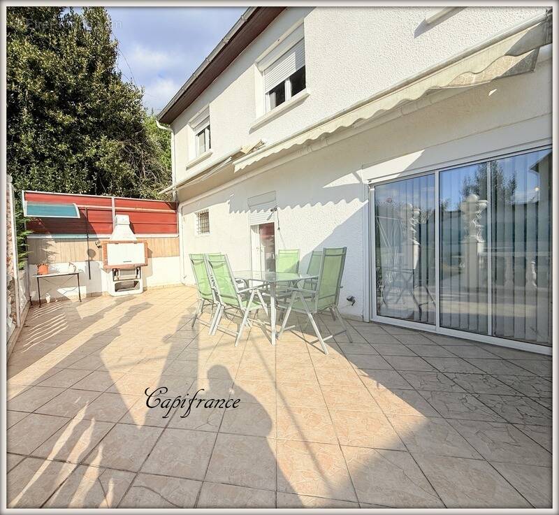 Maison à AULNAY-SOUS-BOIS