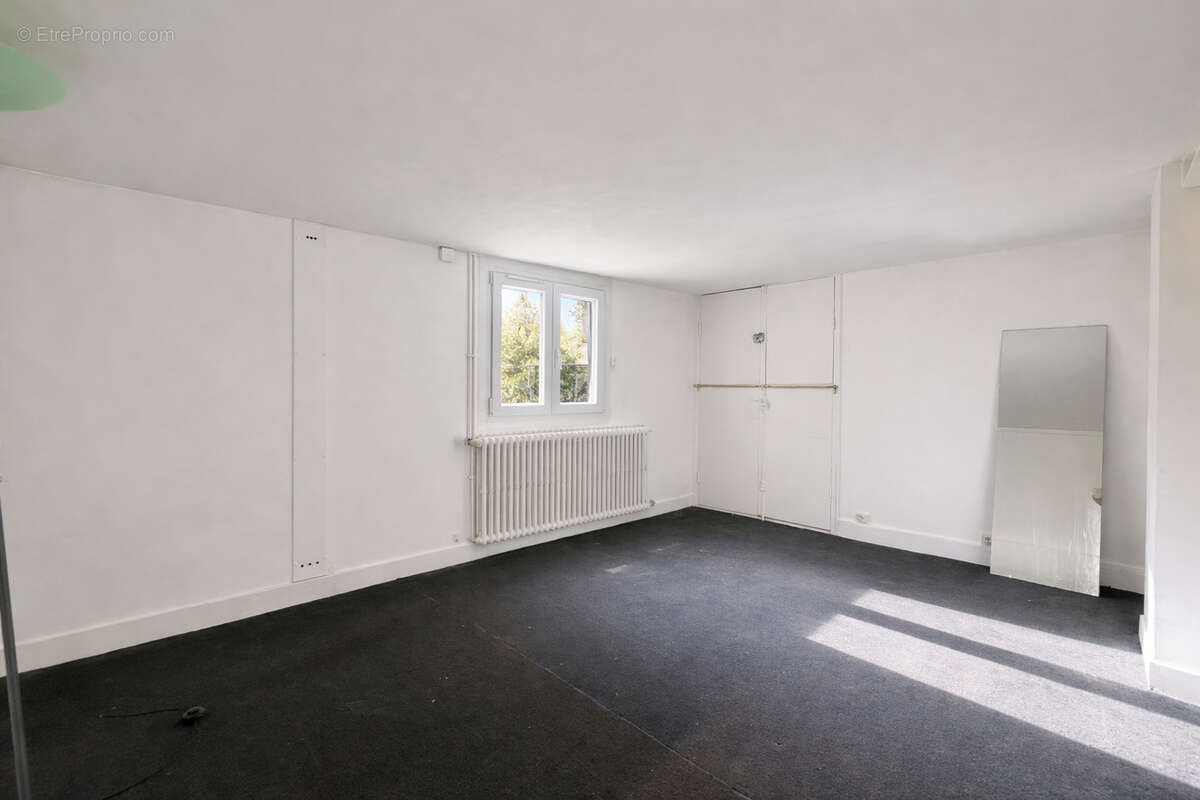 Appartement à FONTENAY-SOUS-BOIS