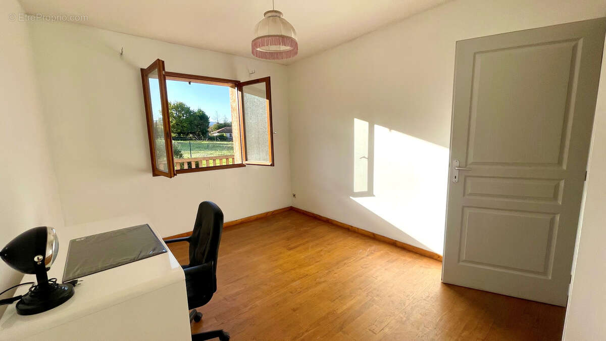 Maison à BRINDAS