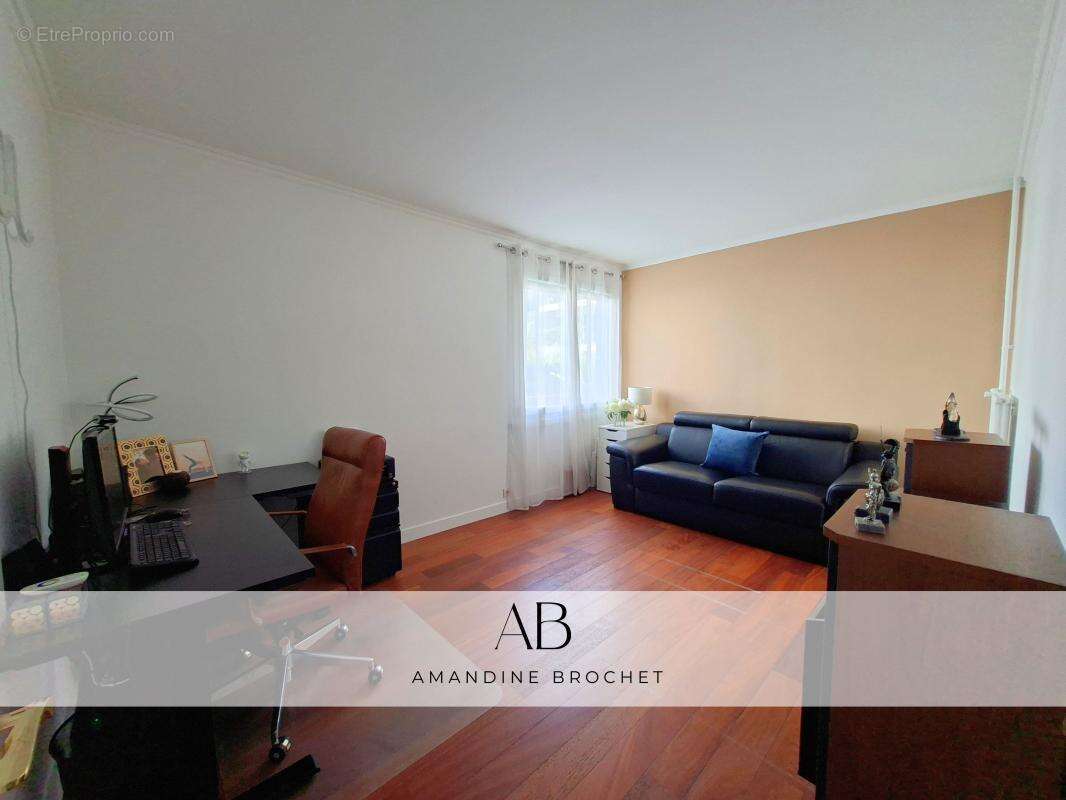 Appartement à VAUCRESSON