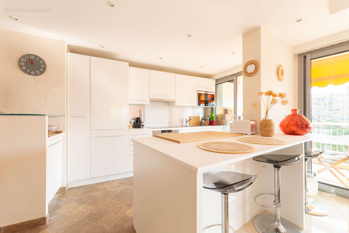 Appartement à MANDELIEU-LA-NAPOULE