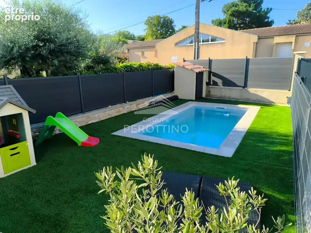 TRETS - Villa T4 s/ 225m² jardin - photo 2