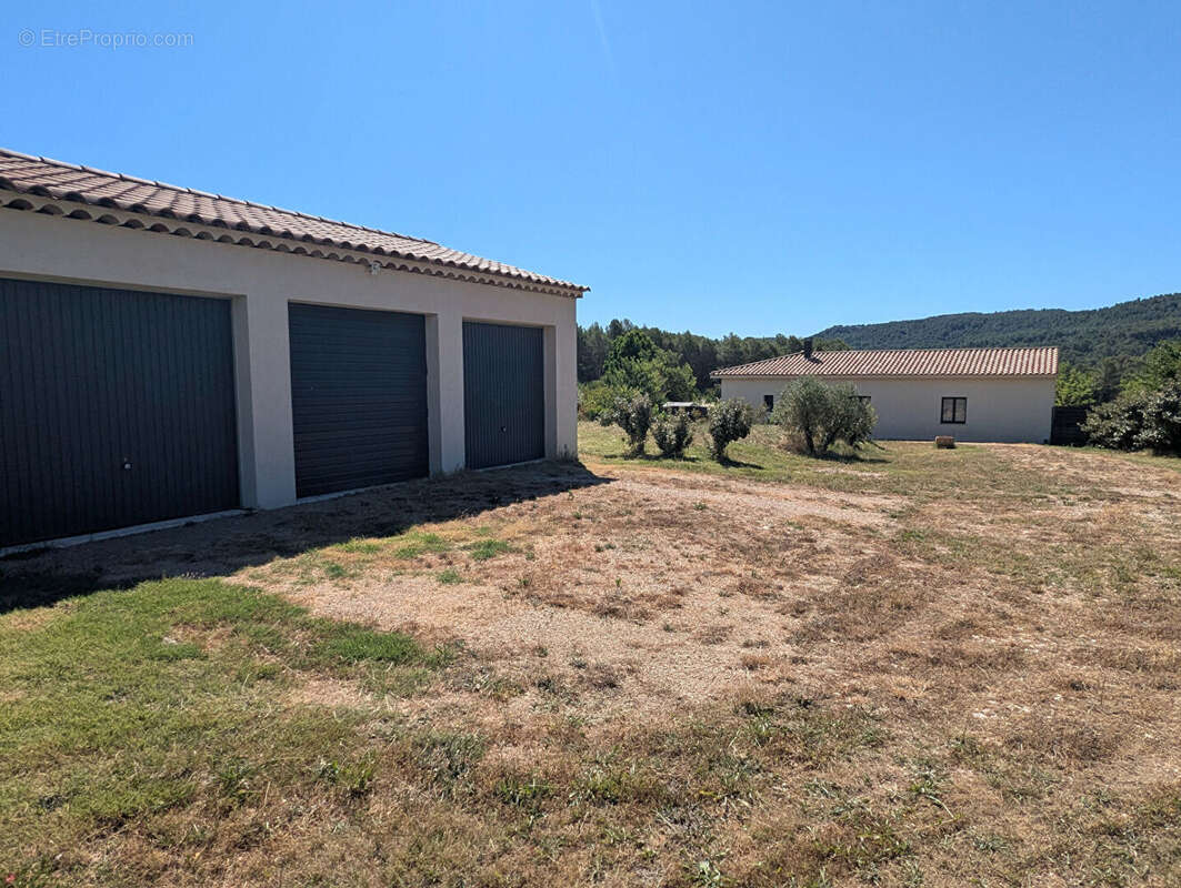 Maison à SALERNES
