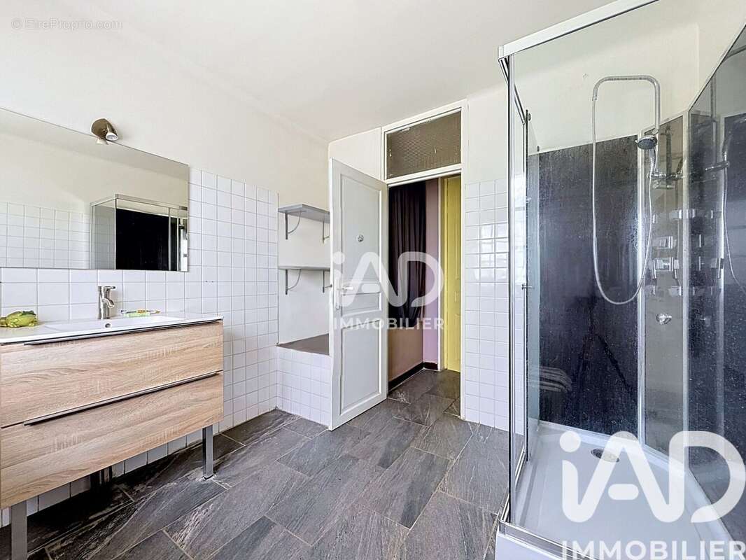 Maison 170 m² à Champs  - photo 6