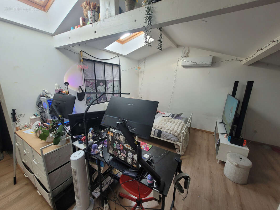 Appartement à SAINTE-BAZEILLE