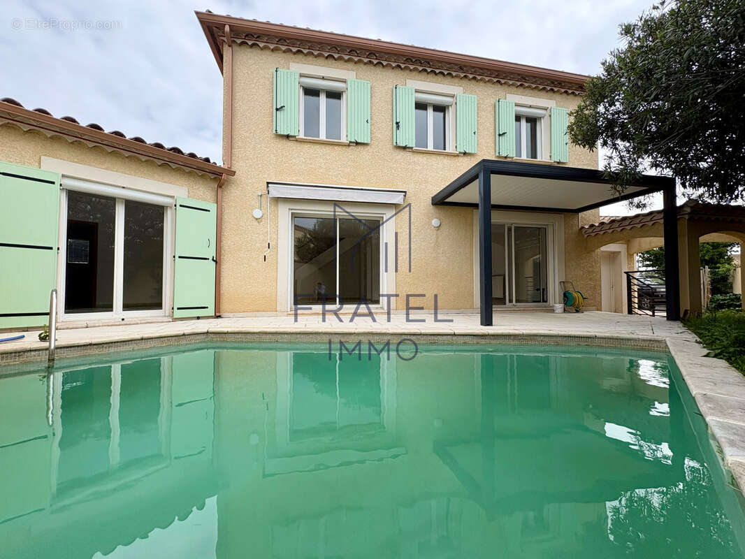 Maison à AUBORD