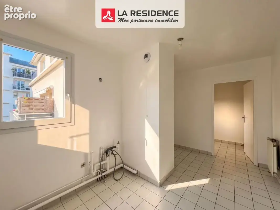 Appartement 65 m² à Saint-Ouen-L'aumone  - photo 2