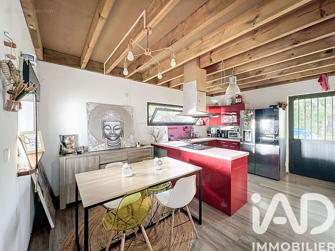 Photo 2 - Maison à SAINT-PIERRE