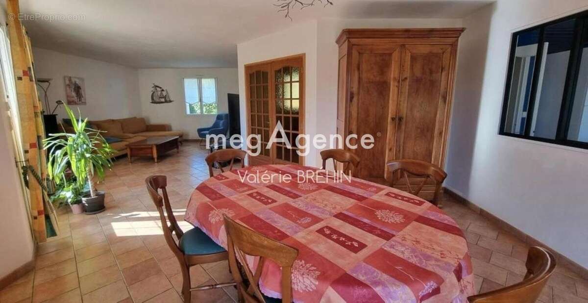 A 1H30 de Paris en train. Maison sur la commune de Belgeard 6 pièces 153 m² tout confort aucun travaux à prévoir - photo 4