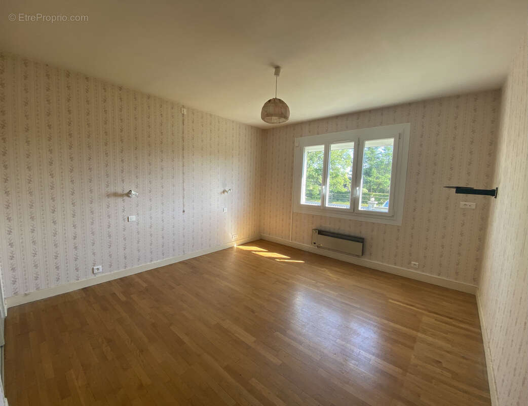 Maison à Rosiers-d'Égletons en CORRÈZE - photo 5