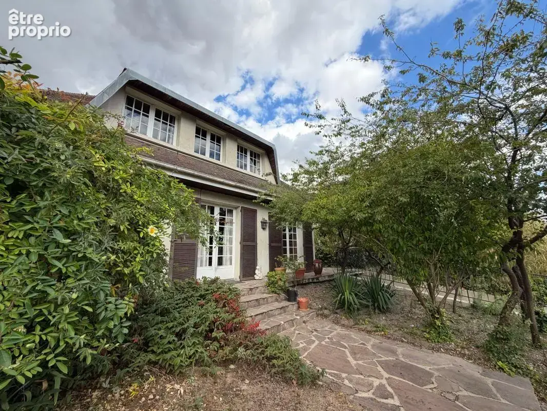Photo Maison à Pontoise au prix de 499 000€