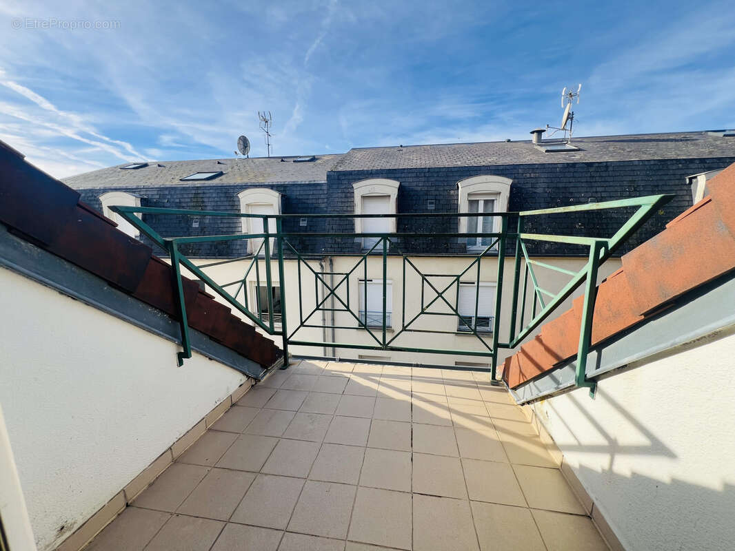 Appartement à AUNAY-SOUS-AUNEAU